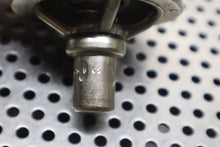 Load image into Gallery viewer, 5435K120 5419 08 109 131 45 6 05 Thermostatic Control Valve Used With Warranty