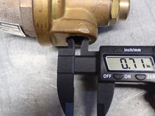 Load image into Gallery viewer, ACME Type A-360 8359 XD 1/2" Regulator 400PSI 2-20 Range New Old Stock