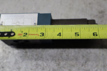 Load image into Gallery viewer, Bosch 0811109102 Pressure Reducing Valve 4500PSI 315bar Used With Warranty