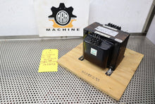 Load image into Gallery viewer, SOLA Hevi-Duty CE1500MH 1.5KVA 50/60Hz Transformer New Old Stock See All Pics