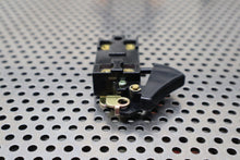 Load image into Gallery viewer, FUJISOKU SGE220RD-1 Switches 20(15)A 125V 10(7.5)A 250V New Old Stock (Lot of 5)