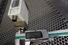 Load image into Gallery viewer, SMC PF2W704-03-27-M Flow Switch 0.5-4L/min DC12-24V Used With Warranty