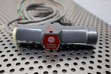 Load image into Gallery viewer, General Electric 3S7505 SS520A6 Miniature Photoelectric Sensor New Old Stock