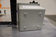 Load image into Gallery viewer, ROSEMOUNT 1056-02-21-3S-AN-UL Model 1056 Liquid Analyzer 24VDC 15W New Old Stock