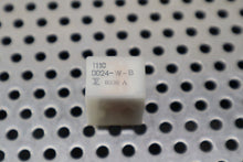 Load image into Gallery viewer, 111C D024-W-B Relays 8938A New Old Stock (Lot of 5) See All Pictures