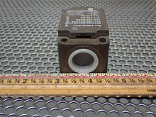 Load image into Gallery viewer, Schmersal TS331-11Y Limit Switch New No Box See All Pictures
