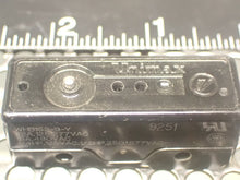 Load image into Gallery viewer, Unimax WHB152-9-Y 22A 125, 277VAC 15A 480VAC Snap Switches New (Lot of 5)