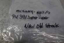 Load image into Gallery viewer, McQuay-Norris 94391300-00 Pressure Switch New Old Stock