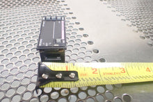 Load image into Gallery viewer, Keyence AP-V85W Pressure Sensor Amplifier 12-24VDC Used With Warranty