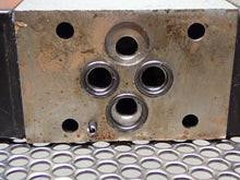 Load image into Gallery viewer, Continental Hydraulics VS5M-3F-GMB-68L-J Directional Valve 120/110VAC 60/50Hz
