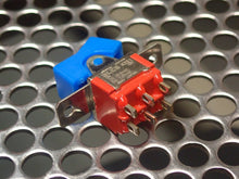 Load image into Gallery viewer, AGUT ALCOSWITCH A201J1ZQ6 Rocker Switches New Old Stock (Lot of 25)