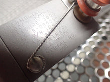 Load image into Gallery viewer, Thermostat 5930 705 8956 Closes @ 275` 3000 PSIG NEW SEE ALL PICTURES