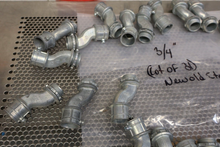 Load image into Gallery viewer, 3/4" Conduit Connectors New Old Stock (Lot of 31) See All Pictures