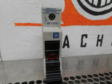 Load image into Gallery viewer, Telemecanique DF6-AB10U Fuse Holder 30A 600VAC Used With Warranty
