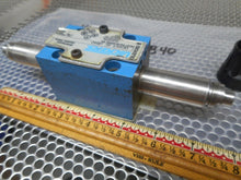 Load image into Gallery viewer, Vickers DG4V3-6C-UB40 Directional Control Valve New Old Stock

