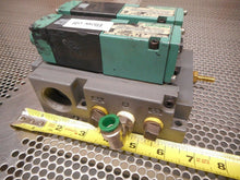 Load image into Gallery viewer, Numatics (2) 082SA415M019M61 Solenoid Valves 24VDC With Flexi-Blok Manifold Used
