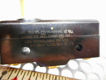 Load image into Gallery viewer, Micro Switch BZ-2RQ24-A2 Basic Switch 15A 125, 250 Or 480VAC New Old Stock 5 Lot
