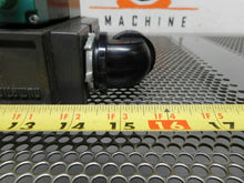 Load image into Gallery viewer, Numatics (3) 081RS100J016W00 Regulators (3) 081SA400M000061 (3) 081SA400M Valves
