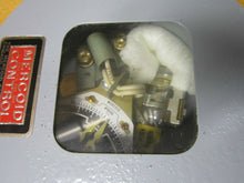 Load image into Gallery viewer, Mercoid Control DA 34-2 R7 PRESSURE CONTROL AC/DC 120/240/440V 3/5/10AMP
