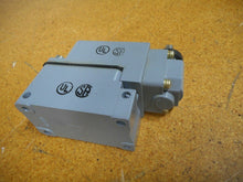 Load image into Gallery viewer, Cutler-Hammer 10316H5855C Type L 600V AC Limit Switch With 10316H555A NEW
