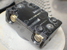 Load image into Gallery viewer, Hubbell (4) Twist-Lock 20A 120/208V 30Y &amp; (1) Hart-Lock 20A 250VAC 10A 600VAC
