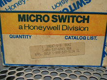 Load image into Gallery viewer, Honeywell Microswitch FMSA7-6-B Proximity Sensor New In Box
