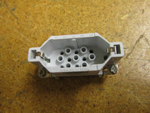 Load image into Gallery viewer, Phoenix Contact 1772324 Connector 10A 250V New Old Stock
