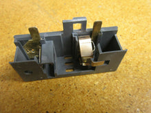 Load image into Gallery viewer, Bussman Low-Peak HRC I-CC FUSE HOLDER 15AMP 1POLE CLASS CC
