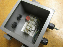 Load image into Gallery viewer, Allen Bradley 1770-SC Station Connector Missing Cover Plate
