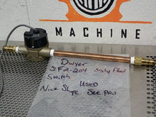 Load image into Gallery viewer, Dwyer SF2-204 Sight Flow Switch Used With Warranty See All Pictures
