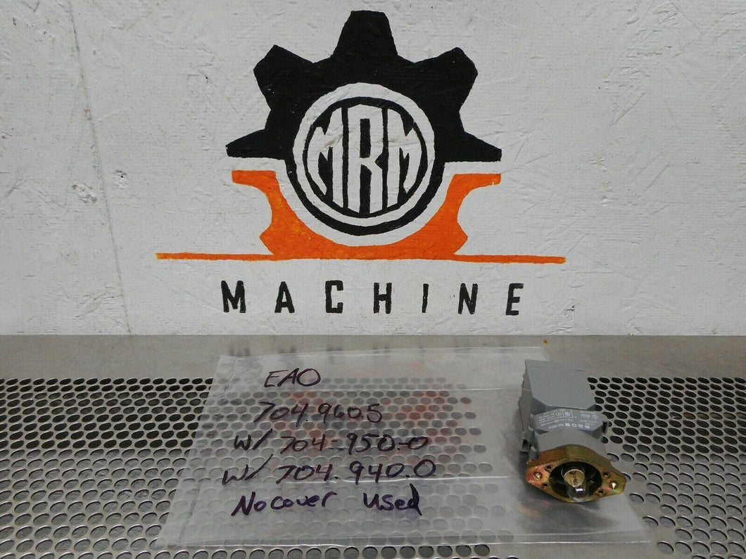 EAO 704.960.5 Mounting Flange 704-950-0 Lamp Socket 704.940.0 Transformer Used