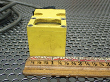 Load image into Gallery viewer, Banner SMA91ESR Valu-Beam Sensor 10-250VAC/DC 50/60Hz 20mA Used With Warranty
