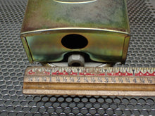 Load image into Gallery viewer, Dwyer 1823-40 Pressure Switch New No Box See All Pictures

