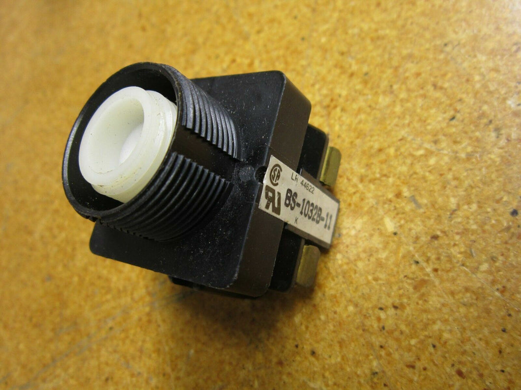 TEC BS-1032B-11 Pushbutton 600V 250VDC Gently Used