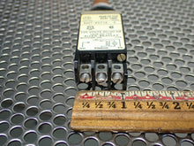 Load image into Gallery viewer, Allen Bradley 800T-PST16 Ser C Amber Lens Pilot Light 120V 50/60Hz Used Warranty
