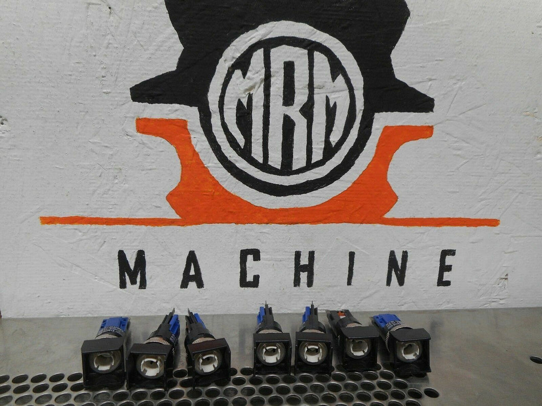 513015000 60V 1.2W 0.7W (7) Panel Mount Pushbutton Switches Missing Bulb & Lens