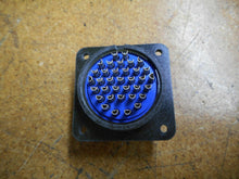 Load image into Gallery viewer, Amphenol DDK 28-3 28-15SR 28-15S Connector Used
