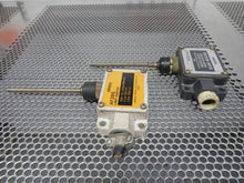 Load image into Gallery viewer, Omron AF20GNJ5-RS Limit Switches 20A 125, 250 Or 480VAC Used Warranty (Lot of 2)
