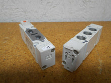 Load image into Gallery viewer, SMC 30-SY5120-5LZ-C6 Solenoid Valves 100PSI 0.7MPa 24VDC Used (Lot of 2)
