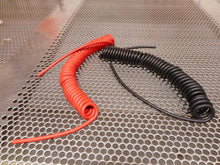 Load image into Gallery viewer, Volex 8879 Cord 20Awg 1 Conductor Retractile Unshielded 8&quot; Retracted 5&#39; Extended
