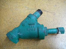 Load image into Gallery viewer, RP&amp;C 250 Cast Iron Y Strainer 3/4&quot; NPT Used
