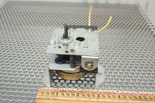 Load image into Gallery viewer, Deltrol 46600-61 Mod: 702-24-L Motor 24V 60Hz Clutch Solenoid 24VAC Used
