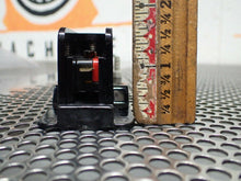 Load image into Gallery viewer, Air Logic F-4000-10-3M Pressure Electric Switches New Old Stock (Lot of 2)
