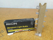 Load image into Gallery viewer, Philips 175 14V-58A Miniature Light Bulbs New Box Of 10 Bulbs
