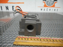 Load image into Gallery viewer, Mac Valves (2) Manifold Blocks &amp; Numatics (2) Manifold Blocks Used With Warranty
