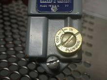 Load image into Gallery viewer, Square D 9007-AW36 Ser A Limit Switch (No Receptacle) Used With Warranty
