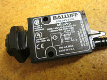 Load image into Gallery viewer, Balluff BOS-16K-UU-1AB-0.2-S4 Photoelectric Sensor 11-30VDC 180mm WA Diffuse NEW

