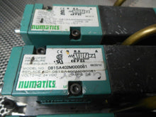 Load image into Gallery viewer, Numatics (4) 081SA402M000061 (1) 082SA415M00??? Valves &amp; (5) 082RS125U000000
