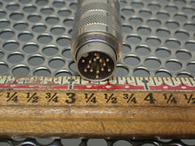 Load image into Gallery viewer, (1) D24269201A And (2) D24269200A Connectors New Old Stock See All Pictures
