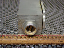 Load image into Gallery viewer, Namco EE520-24300 Proximity Static Switch 115VAC 50/60Hz New In Box
